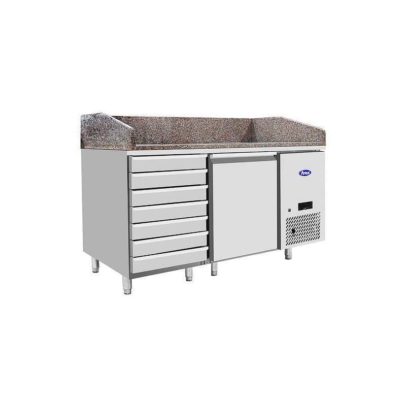 Mesas preparación de pizzas